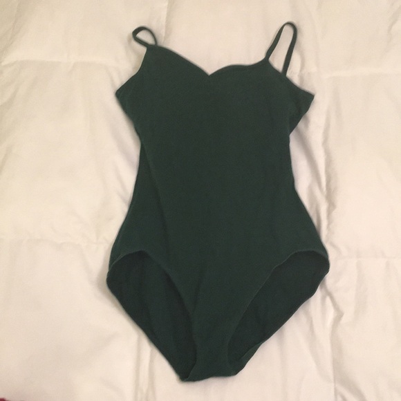 dark green leotard